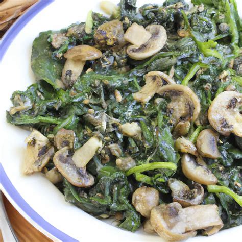 Sauteed Spinach with Mushrooms - calories, carbs, nutrition