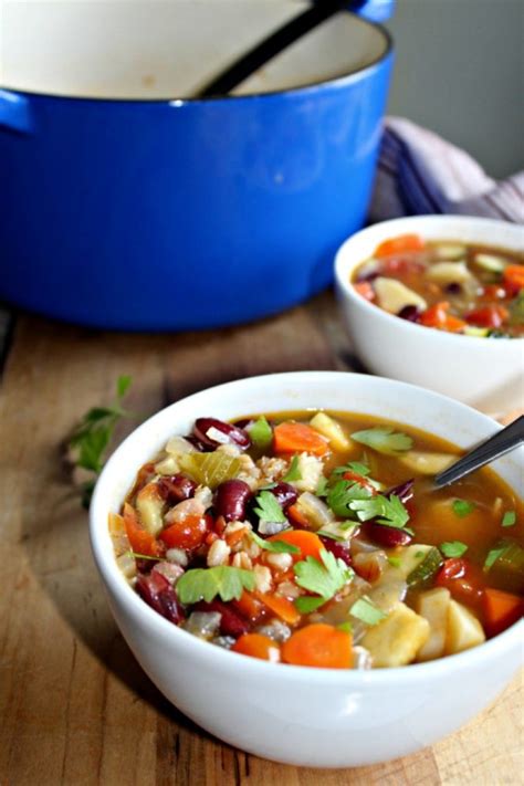 Savory Minestrone Soup - calories, carbs, nutrition