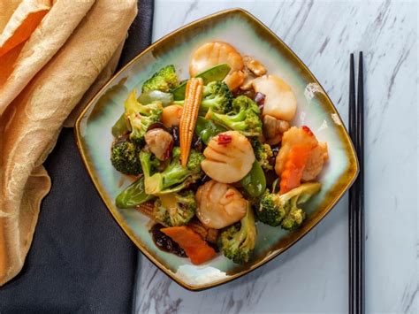 Scallop and Vegetable Stir Fry - calories, carbs, nutrition