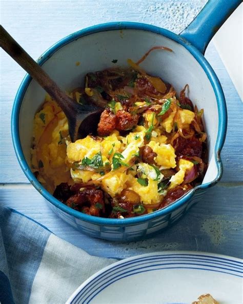 Scrambled Eggs with Chorizo - calories, carbs, nutrition