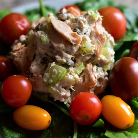 Seaside Salmon Salad - calories, carbs, nutrition