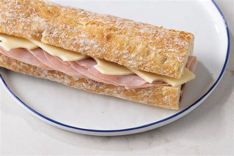 Service Special Ham Salad Brown Baguette - calories, carbs, nutrition