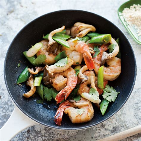 Sesame-Orange Shrimp with Asian Fried Rice and Stir-Fried Sugar Snap Peas - calories, carbs, nutrition