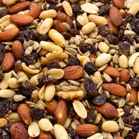 Shaved Coconut, Mixed Nut & Raisin Mix - calories, carbs, nutrition