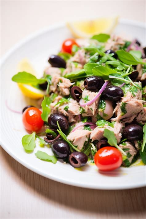 Sicilian Tuna & Olive Salad - calories, carbs, nutrition