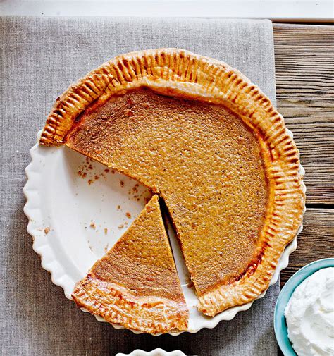 Silky Pumpkin Pie - calories, carbs, nutrition