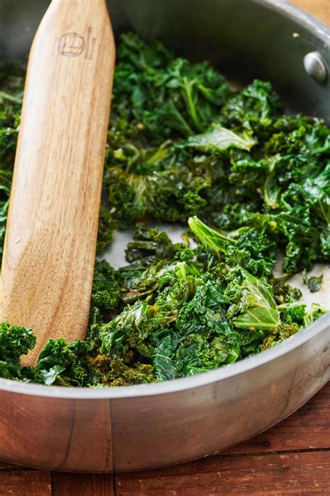 Simply Sauteed Kale - calories, carbs, nutrition