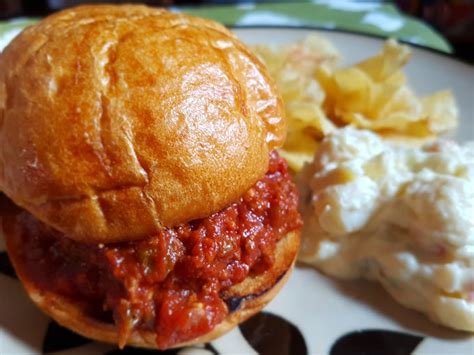 Sloppy Joe on Kaiser - calories, carbs, nutrition