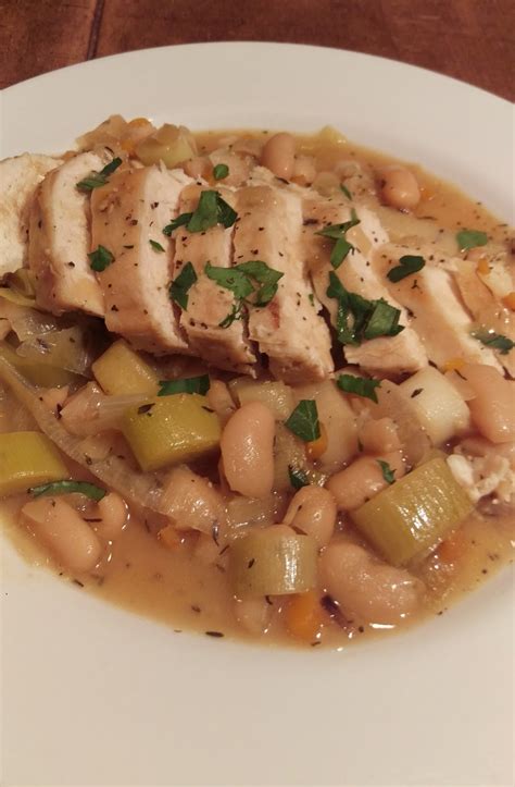 Smoked Chicken and White Bean Cassoulet - calories, carbs, nutrition