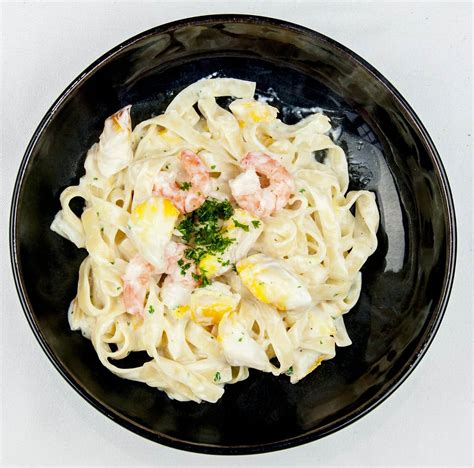 Smoked Haddock & Prawn with Pasta - calories, carbs, nutrition