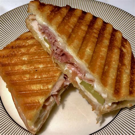 Smoked Turkey and Prosciutto Panini - calories, carbs, nutrition