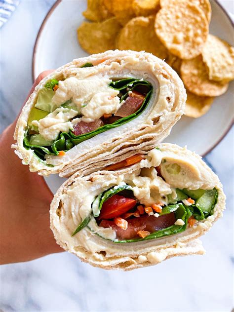 Smoked Turkey Hummus Wrap with Baby Carrots - calories, carbs, nutrition