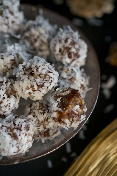 Snack Cup Coconut Date Power Bites - calories, carbs, nutrition