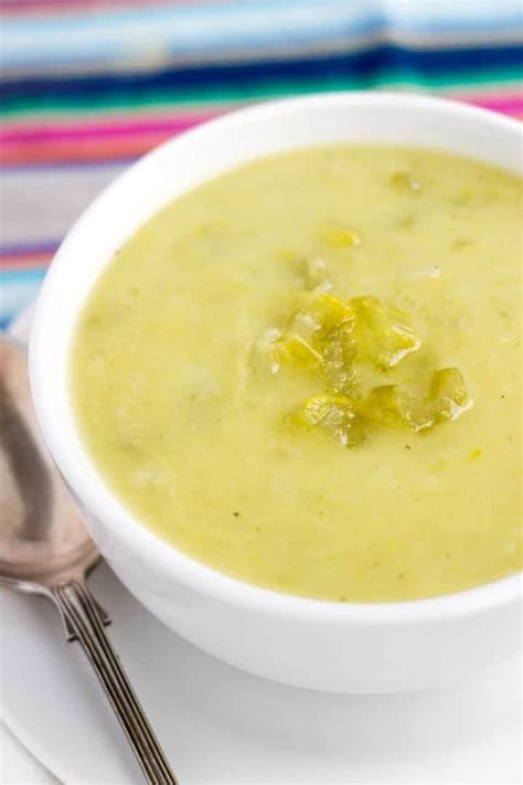 Soup - Cream of celery, dehydrated, prepared with water - calories, carbs, nutrition