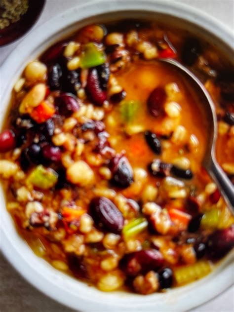 Southwestern Bean Soup - calories, carbs, nutrition