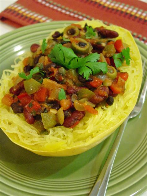 Spaghetti Squash, Sofrito & Pinto Beans - calories, carbs, nutrition