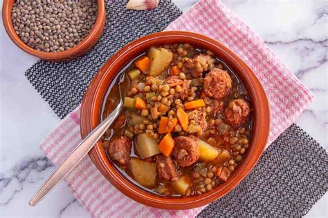 Spanish Lentil Soup with Chorizo - calories, carbs, nutrition