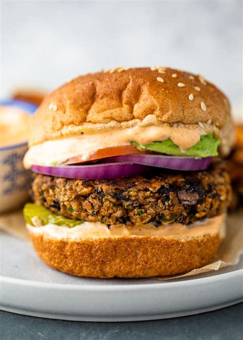 Spicy Black Bean Burger with Mozzarella - calories, carbs, nutrition