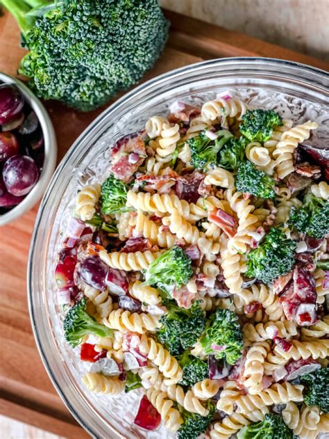 Spicy Broccoli Pasta Salad - calories, carbs, nutrition