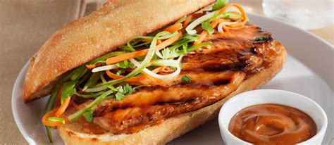 Spicy Buffalo Turkey Cutlet Sandwich - calories, carbs, nutrition