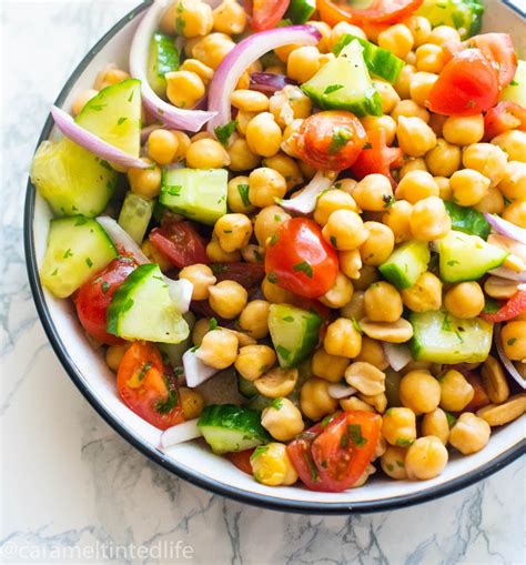 Spicy Chickpea Salad with Arugula - calories, carbs, nutrition