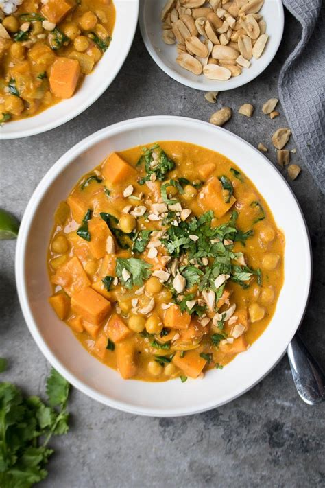 Spicy Vegan Vegetable & Peanut Curry - calories, carbs, nutrition