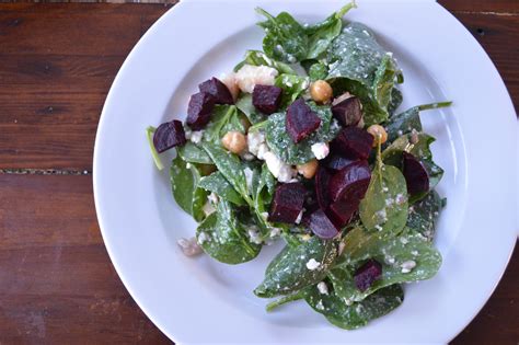 Spinach and Beet Salad - calories, carbs, nutrition