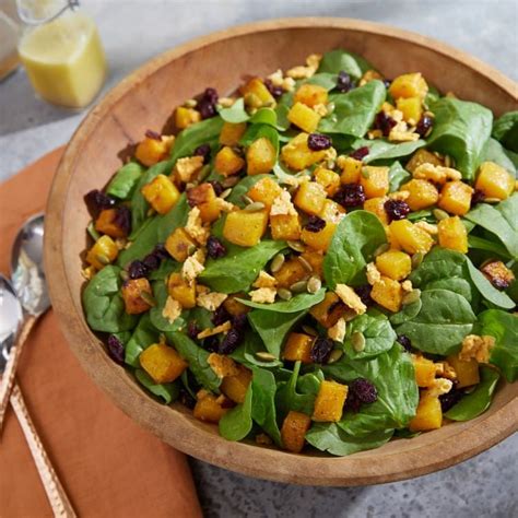 Spinach and Butternut Squash Salad with Pear Vinaigrette - calories, carbs, nutrition