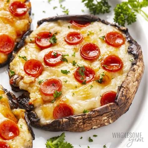 Spinach Portobello Pizza - calories, carbs, nutrition