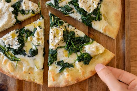 Spinach & Ricotta Pizza 1 - calories, carbs, nutrition