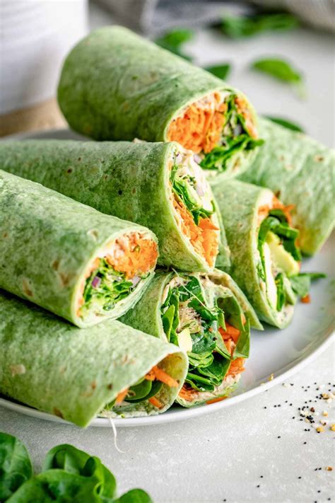 Spinach Wrap with Hummus & Olive Pesto - calories, carbs, nutrition