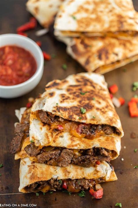 Steak Fajita Quesadilla - calories, carbs, nutrition