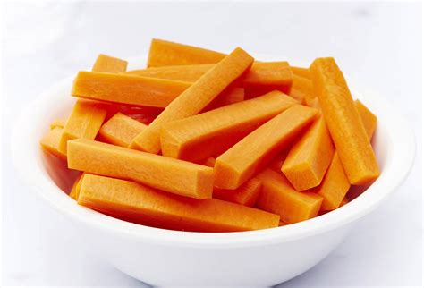 Steamed Baton Carrots - calories, carbs, nutrition