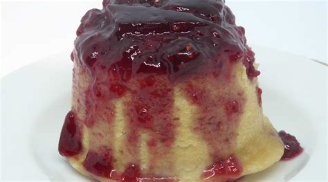 Steamed Pear & Raspberry Pudding - calories, carbs, nutrition