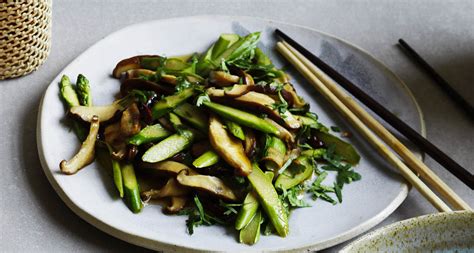 Stir-Fried Asparagus with Shiitake Mushrooms - calories, carbs, nutrition