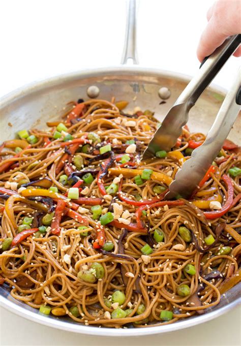 Stir-Fry Vegetables with Noodles - calories, carbs, nutrition