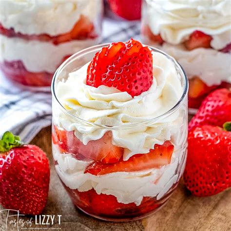 Strawberries and Cream Mini Dessert - calories, carbs, nutrition