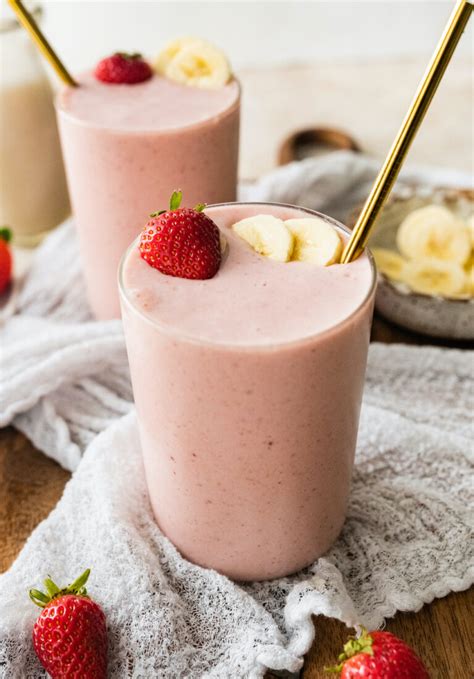 Strawberry Banana Vanilla Protein Shake (lower calorie) (70744.0) - calories, carbs, nutrition