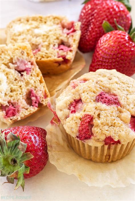 Strawberry Cheesecake Muffin - calories, carbs, nutrition