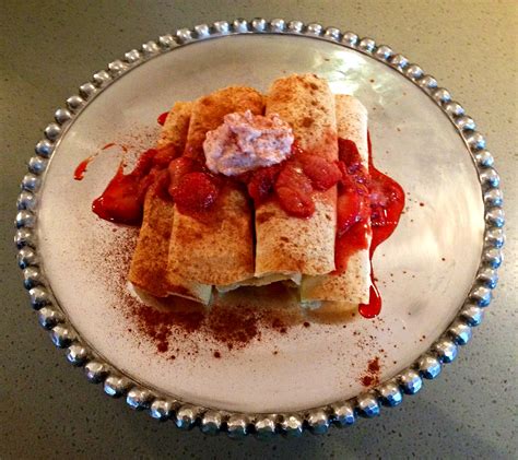 Strawberry Crepes - calories, carbs, nutrition