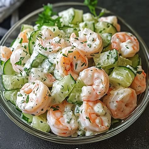 Strawberry Cucumber Shrimp Salad - calories, carbs, nutrition