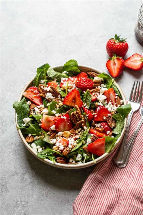 Strawberry Feta Salad - calories, carbs, nutrition