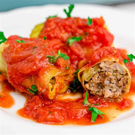 Stuffed Cabbage Roll - calories, carbs, nutrition