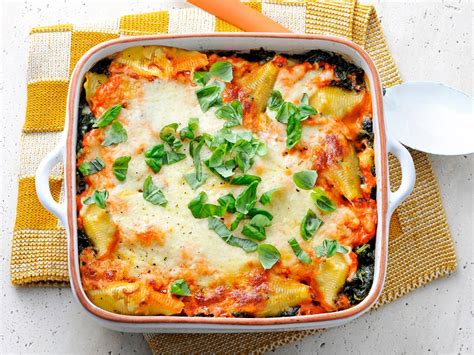 Stuffed Shells Alla Vodka - calories, carbs, nutrition