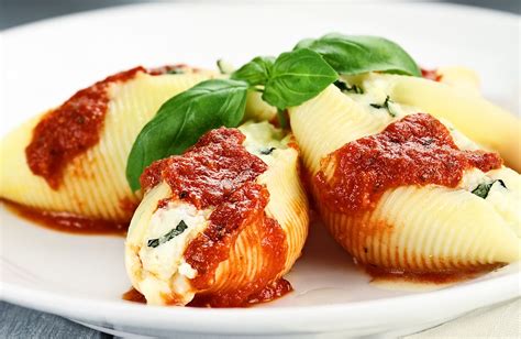 Stuffed Shells - calories, carbs, nutrition