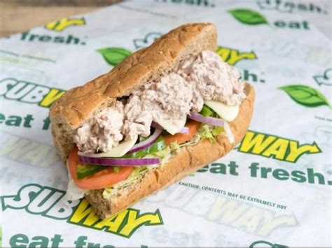 SubC Sub Tuna 6" - calories, carbs, nutrition