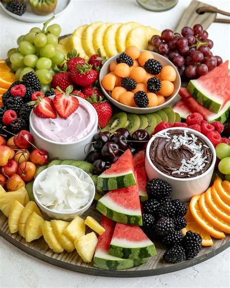 Summer Fruit Plate II with Dip - calories, carbs, nutrition