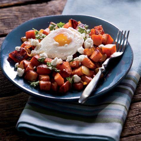 Sweet Potato Hash with Poached Egg (12274.6) - calories, carbs, nutrition