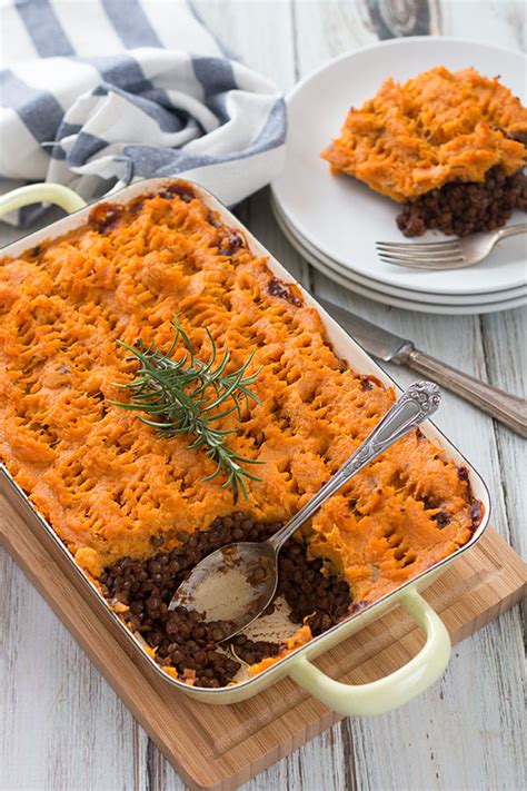 Sweet Potato Vegetarian Shepherd's Pie - calories, carbs, nutrition