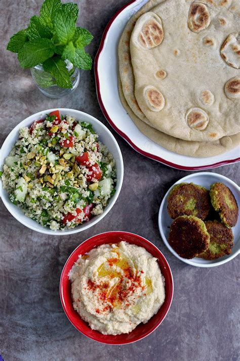 Tabouleh Hummus Pita Sandwich - calories, carbs, nutrition